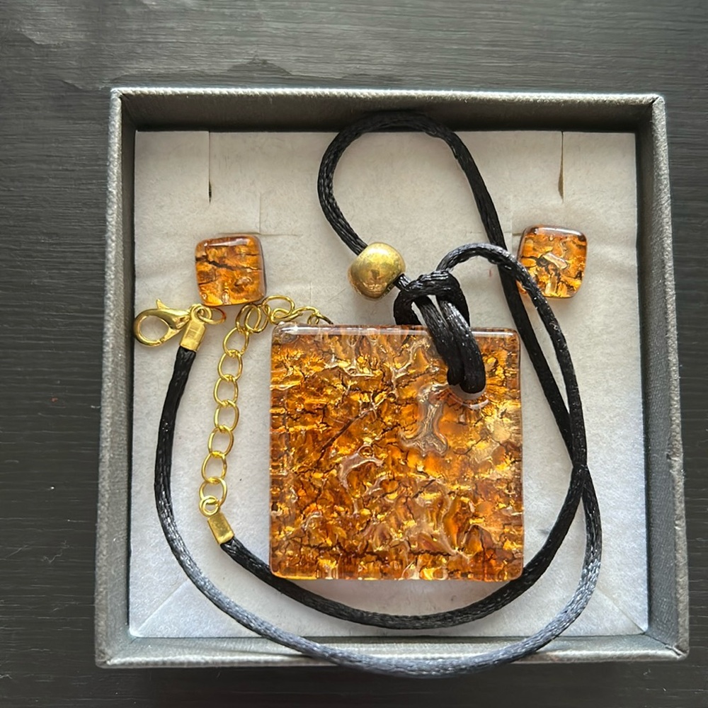 MURANO Glass from Italy necklace and earrings